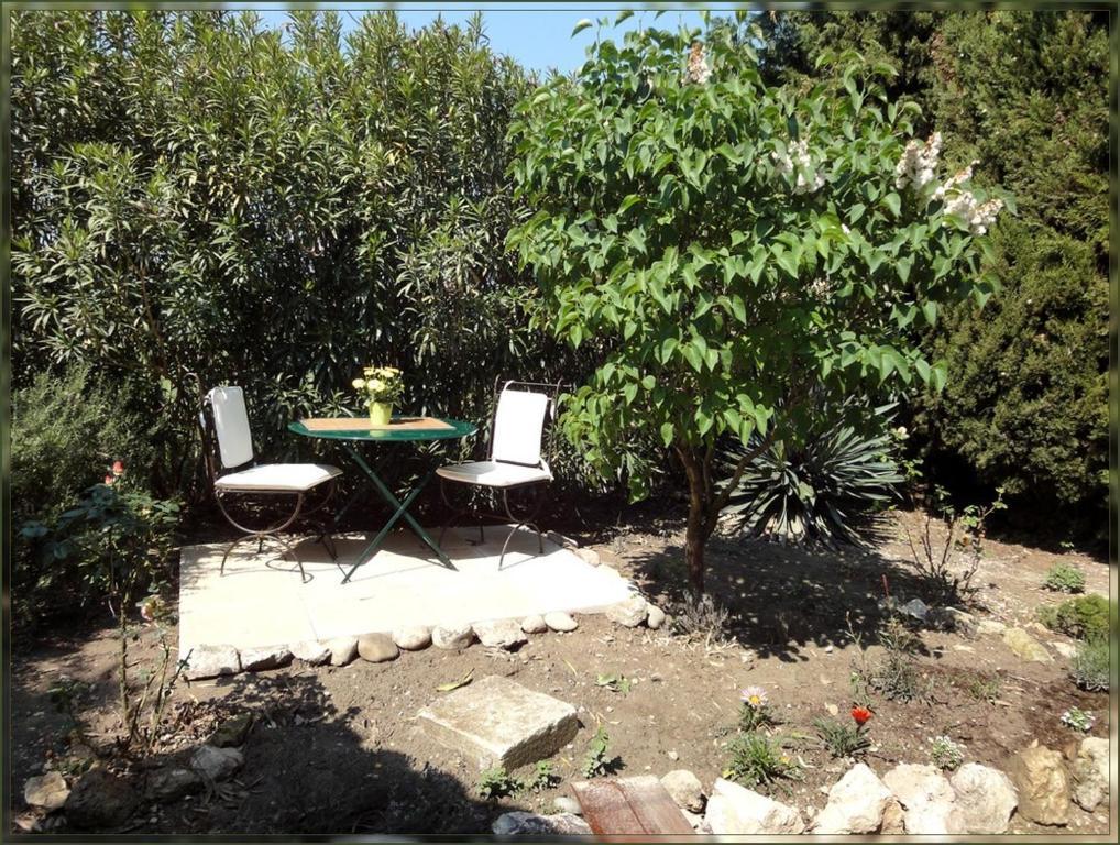 Gite La Gourmandine Saint-Andiol المظهر الخارجي الصورة